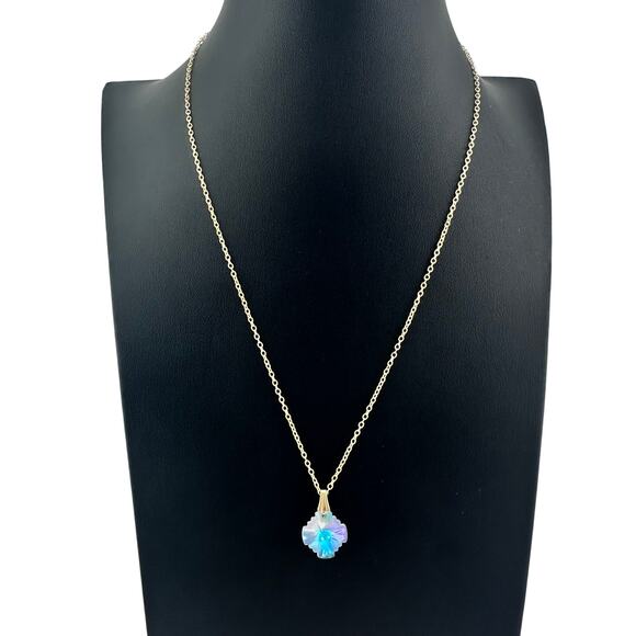 Unbranded Jewelry - Vintage Aurora Borealis Crystal Fancy Cut Dainty Gem Gold Tone 18" Pendant